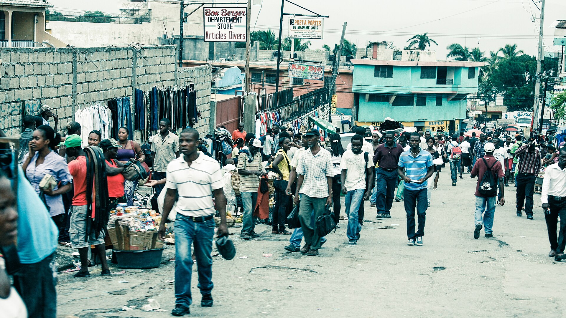 Street life in Port-au-Prince